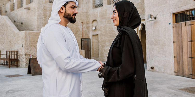 15طريقة رومانسية لتقولي له كلمة أحبك